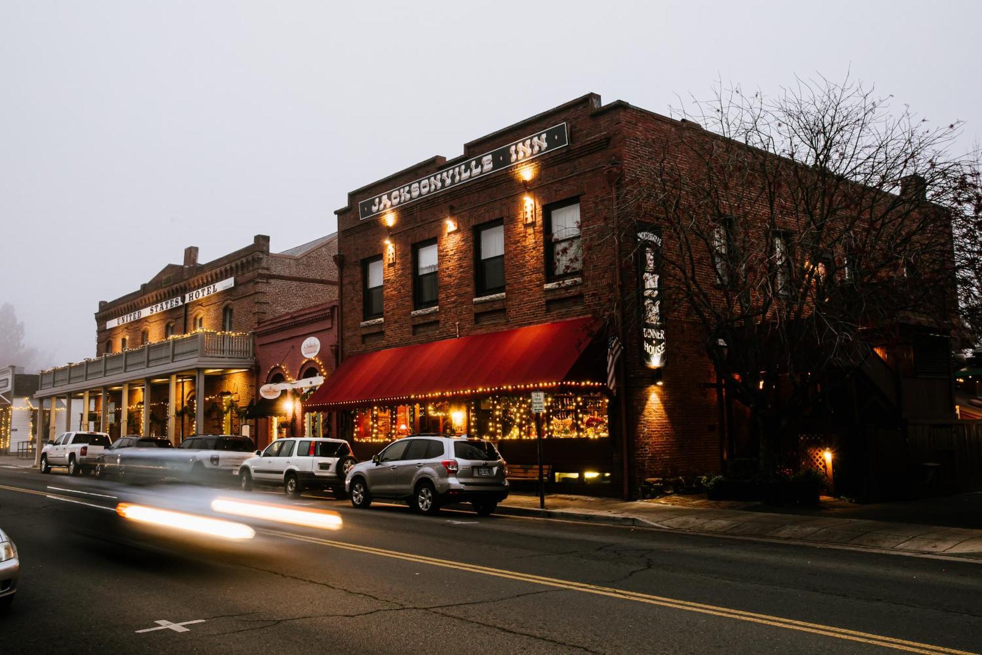 Historic Jacksonville Inn Exterior foto